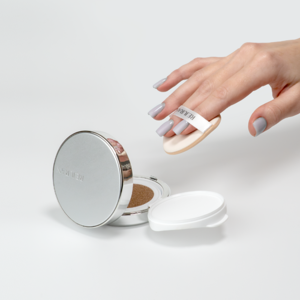 REJURAN SkinGlow Cushion SPF50+, 15g - Мультифункціональний кушон з полінуклеотидами - фото №4 REJURAN SkinGlow Cushion SPF50+, 15g - Мультифункціональний кушон з полінуклеотидами - фото №4